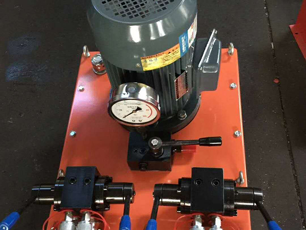 板式换热器夹紧器